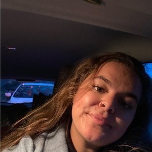 Meet your Posher, Cass